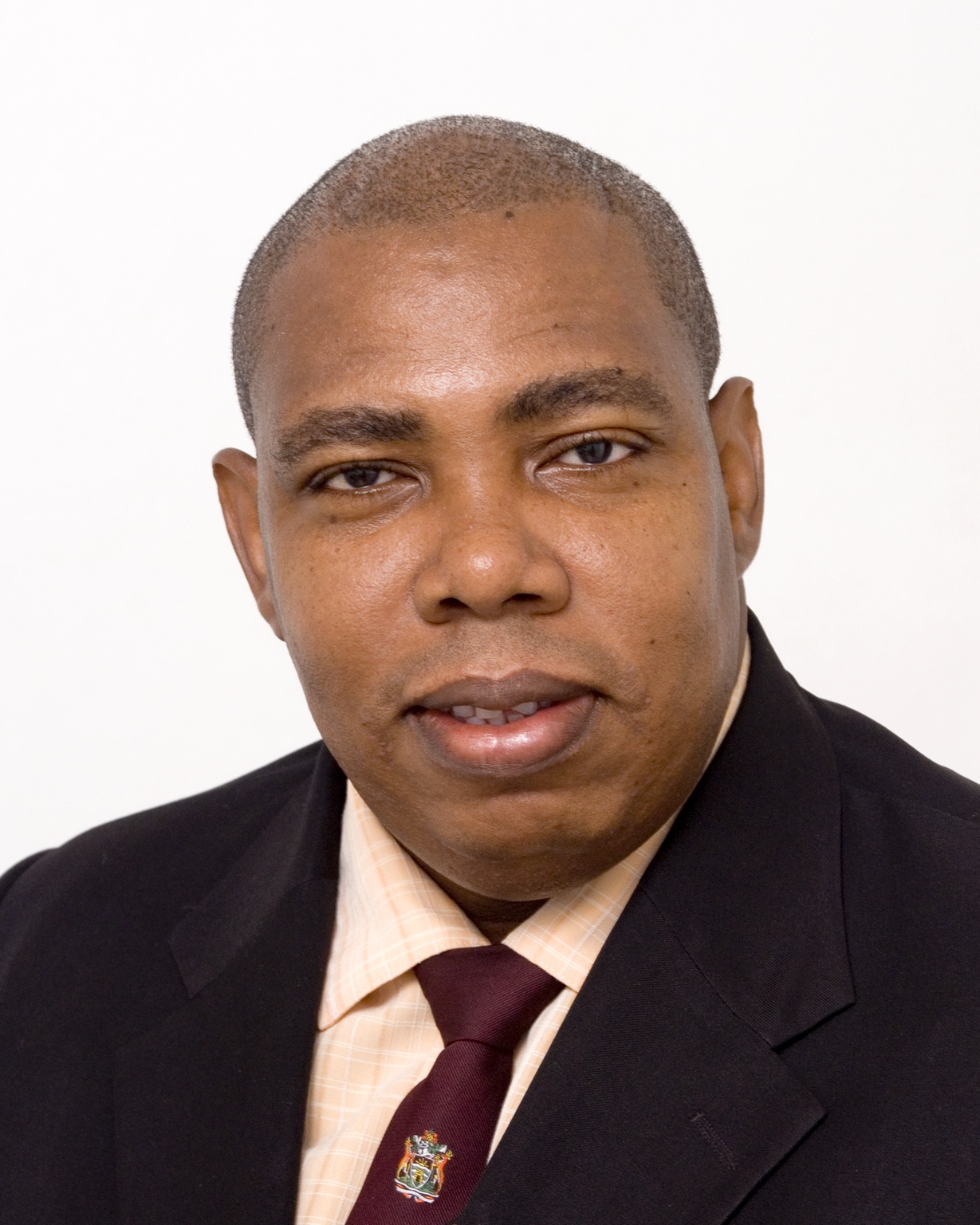 Professional portrait of Antonio Thompson